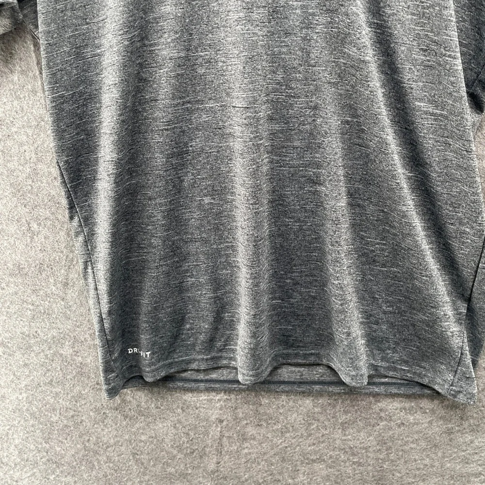 Nike Swim Dri-FIT Rash Guard Mens‎ M Gray Heathered Short Sleeve UPF 40+
